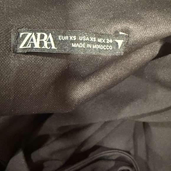 Zara Classic Black Dress - Picture 4 of 4